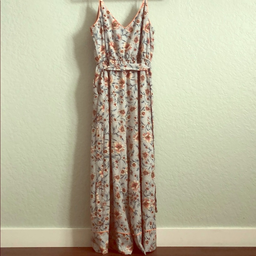 Leith floral jumpsuit Size Medium